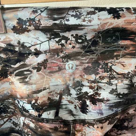 Lululemon Women's Align High-Rise Pant 28" - Picture 8 of 8